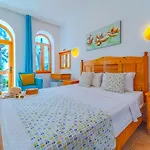 Turkuaz * Kalkan