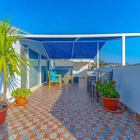 Turkuaz ホームステイ